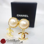 CHANEL　シャネル ヴィンテージ 　フェイク　パール ココマーク イヤリング ゴールド 箱付き　大判